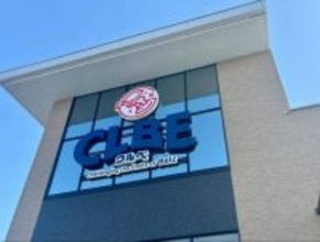 「コスパ良すぎ!!」と“話題のスーパー”行ってきた！199円の唐揚げ弁当、MEGA盛りパスタetc.おすすめ商品7選！