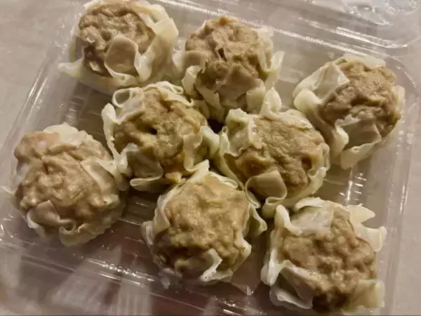 「「コスパ良すぎ!!」と“話題のスーパー”行ってきた！199円の唐揚げ弁当、MEGA盛りパスタetc.おすすめ商品7選！」の画像