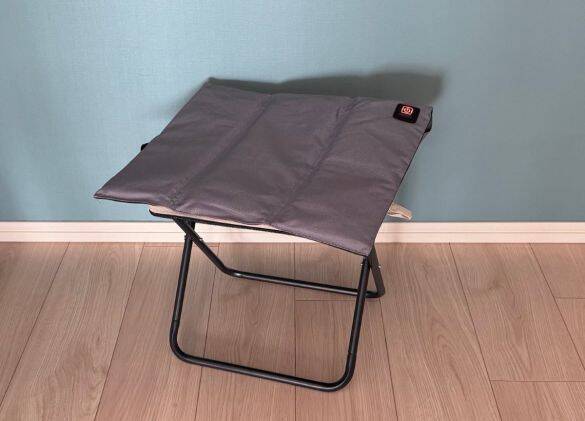 お尻があったまると幸せ…！ ダイソー“USBあったか座布団”が優秀すぎ。毎日使ってわかった「1100円はむしろ安い」理由