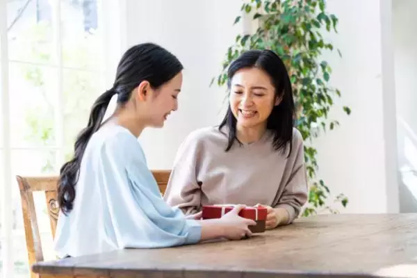 「義兄の4人の子どもへのプレゼントがしんどい。夫に訴えると“まさかの一言”／義実家・家族人気記事BEST」の画像