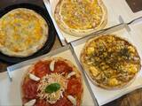 「「500円台でこのクオリティ!?」スーパー“TOP”の惣菜ピザが衝撃の豪華さ。値段と量に驚く“大満足ボリュームの4品”とは」の画像11