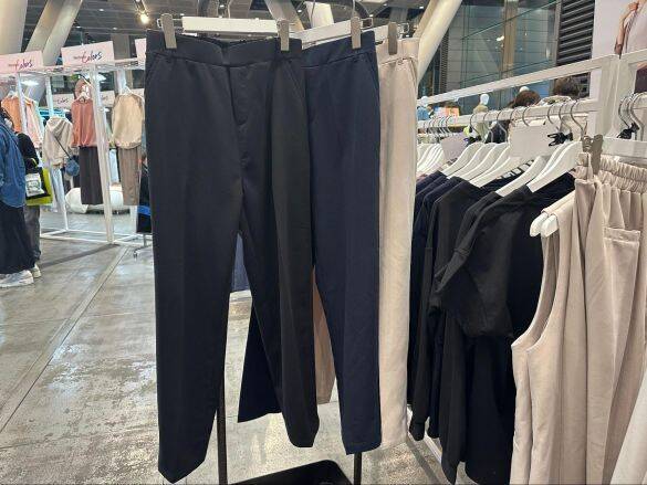 上下で3000円台には見えない！ワークマンが“おでかけ服”に本気出してきた「ハレナリー」シリーズ