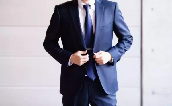 「「全女性を敵に回す発言」を連発する高収入男性と、3回デートしてみたら…“無理すぎる愛の告白”が待っていた」の画像