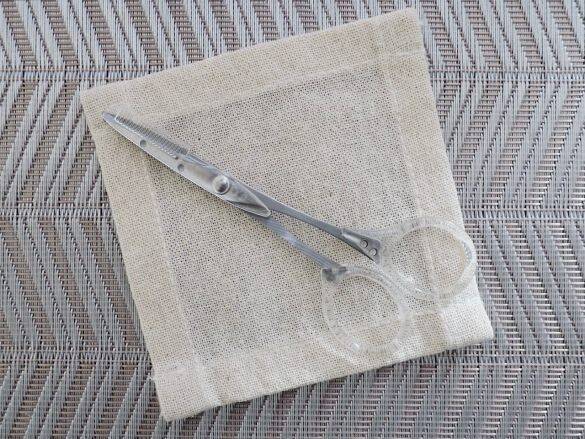 「気づくとボサ眉に…」老け見えしがちな40代の眉毛、ダイソーアイテムで超自然に整えられた！