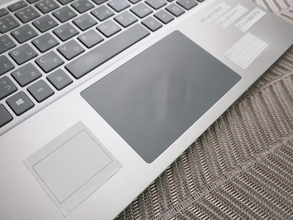 もう普通の付箋に戻れない！無印の「ロール付箋紙」が名品すぎた…技アリなポイントは