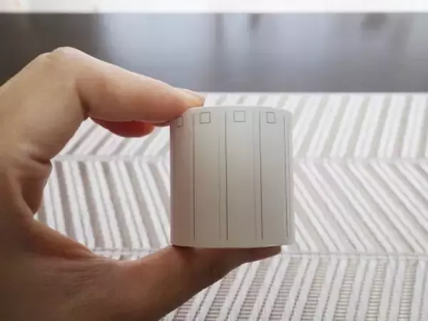 「もう普通の付箋に戻れない！無印の「ロール付箋紙」が名品すぎた…技アリなポイントは」の画像