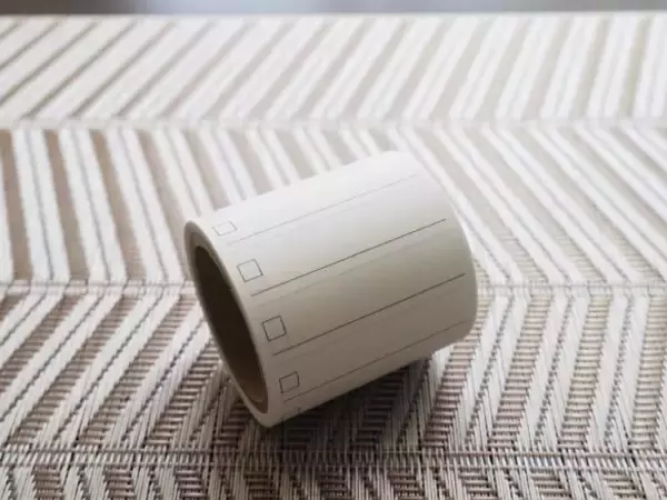 「もう普通の付箋に戻れない！無印の「ロール付箋紙」が名品すぎた…技アリなポイントは」の画像