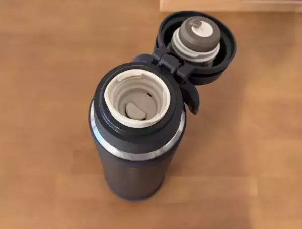 「「もう1本同じの買って！」親子で取り合いに…ついに見つけた“水筒の正解”。洗うのもラクすぎて手放せない／2025 人気記事top5」の画像