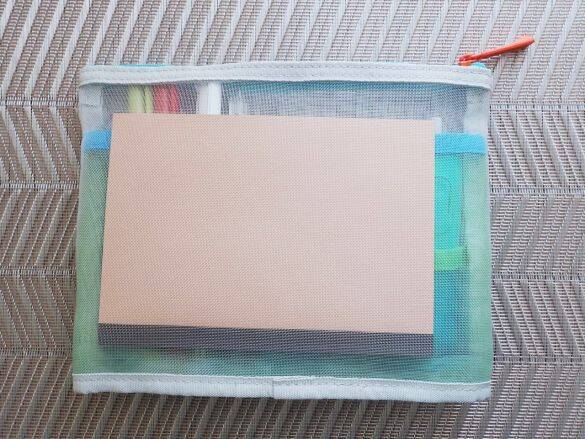 何を入れてもかわいくなっちゃう！ ファミマカラーの「メッシュポーチ」が優秀すぎ。ストレンジャー・シングスとのコラボも