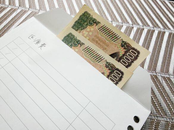 「あといくら使える？」がひと目でわかる。無印良品の家計簿封筒が、キャッシュレス時代の救世主だった！