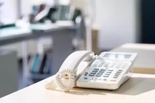 「新人看護師の居眠りを注意したら、後日電話してきた“まさかの人物”。裏切られた気分に…／びっくり体験人気記事」の画像