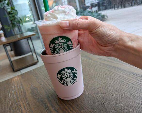 スタバのフラペチーノ700円は高いのか？→「値段ほどの価値なし」と考える人がいても「それでいい」と言い切れる理由