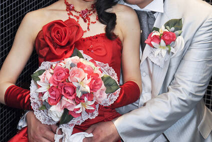 同僚の結婚式に行ったら彼氏にバッタリ！偶然が招いた縁？／びっくり体験人気記事BEST