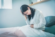 「寝ても疲れが取れない人」が知らない、腸と睡眠の深い関係。食事時間が“毎日バラバラ”は要注意