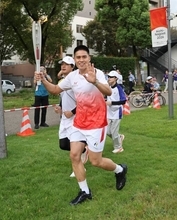 バスケ台湾男子代表キャプテン・陳盈駿選手が聖火リレーに初参加「新鮮」　アジア大会