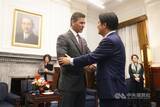 「パラグアイ大統領が7日から台湾訪問　頼清徳総統が栄誉礼で歓迎」の画像1