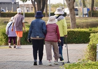 台湾人の平均寿命、2025年は81.27歳　「がん」除去なら3.7年延伸可能＝内政部