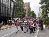 「LGBTQの祭典「Tokyo Pride」にチーム台湾参加　李駐日代表が各国大使と登壇」の画像1