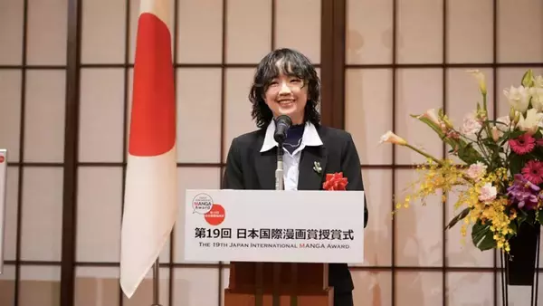 台湾の漫画家、南南日さんに「優秀賞」　外務省主催の日本国際漫画賞、東京で授賞式