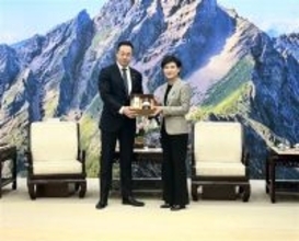 鈴木馨祐前法相らが台湾訪問　外交部「心から歓迎」　頼総統らと面会へ