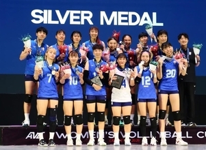 バレー女子台湾代表、初の準優勝　AVCカップ　頼総統が祝福