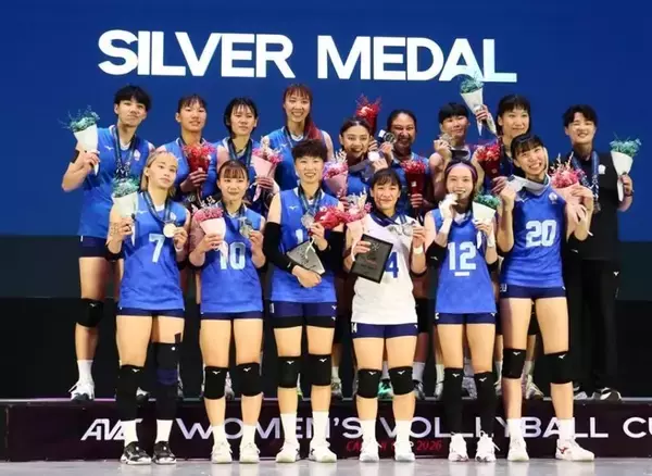 バレー女子台湾代表、初の準優勝　AVCカップ　頼総統が祝福