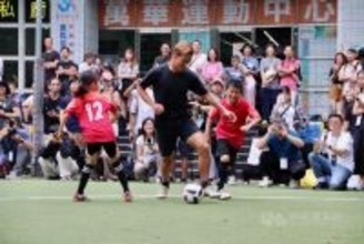 本田圭佑氏が台湾訪問  自身考案の4人制サッカーをPR