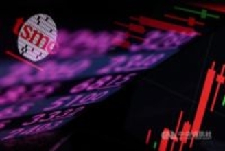 台湾株、取引中と終値ともに史上最高値を更新　上場来の高値つけたTSMCがけん引