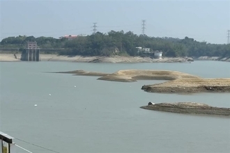 台湾全土のダムに3.7億トンが流入見込み　卓行政院長「恵みの雨」