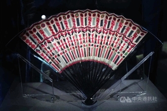 スウェーデンの博物館が所蔵する原住民文物  台湾・屏東で展示始まる