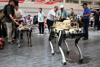 中国で開発進む「ロボット犬」　台湾侵攻に投入想定か　米専門家「多層的防御を」