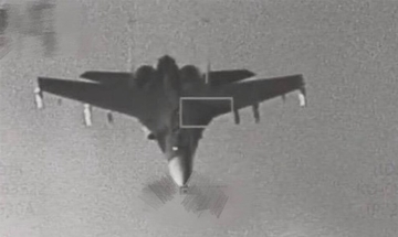 台湾周辺に中国の軍用機130機、90機が「中間線」越え