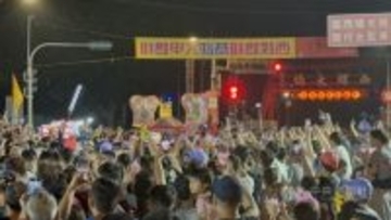 台湾で広く信仰　中部の二つの廟の「媽祖」巡行、数十万人が参加　一部でトラブルも