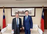 「李逸洋駐日代表、中国から制裁の岩崎茂行政院顧問と面会　関心を表明／台湾」の画像1