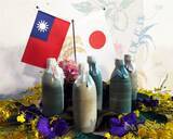 「笠間焼の酒瓶に台湾の農村で造った酒　数量限定で　農産加工品に付加価値を＝農業部次長」の画像1
