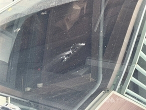 空軍F16V戦闘機、着陸時に街灯と接触　飛散した破片で一般車損傷／台湾