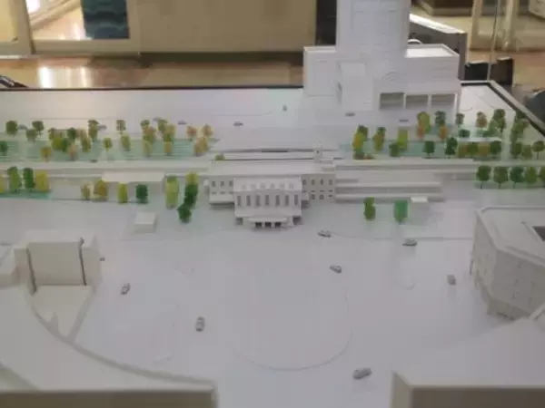 新しい台南駅の建築模型お披露目  日本統治時代建築の駅舎と連絡