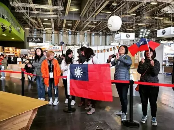 国旗禁止の代表チームに声援 現地の台湾人が会場に駆け付ける パン世界大会