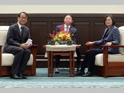 TPP交渉は「今が良機」  蔡総統、日本の新駐台湾代表と面会