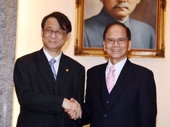 立法院長、日本の駐台湾代表と面会  台日関係の新たな局面に期待