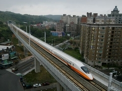 台湾新幹線の宜蘭延伸、「抜本的な渋滞対策」＝林交通相