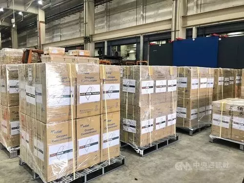 台湾 インドに医療物資