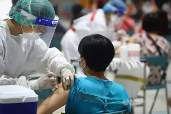 「接種意向登録、国民健康保険未加入の外国人も対象に／台湾」の画像