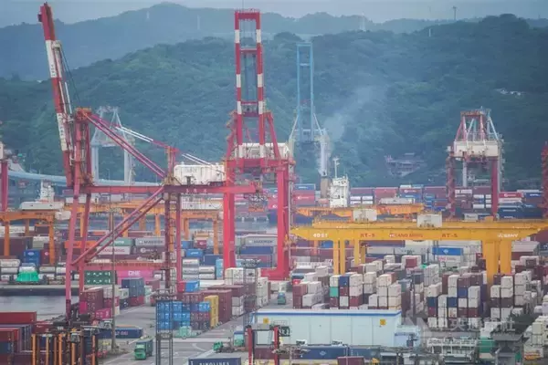 世界の競争力、台湾が4位に　歴代最高位　GDP成長と輸出拡大が貢献 ／台湾