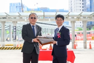 台湾高速鉄道、ホームドア工事の起工式　28年第1四半期までに全駅設置へ