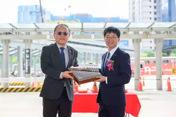 台湾高速鉄道、ホームドア工事の起工式　28年第1四半期までに全駅設置へ