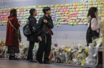 台北駅出口に追悼ボード　身を挺して人々守った男性への感謝伝える　無差別襲撃／台湾