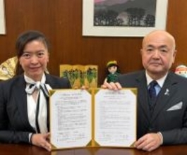 日本の対台湾窓口機関、国家図書館に書籍寄贈　「彼岸花が咲く島」など約3万冊