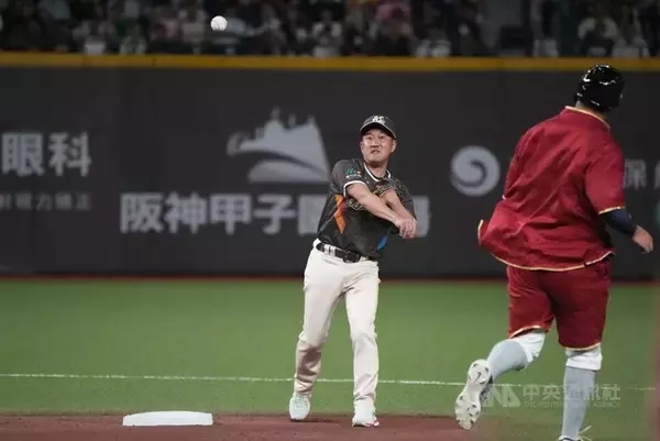 台湾プロオールスター戦、2試合に8万人　レジェンド枠で平野恵一・後藤光尊コンビ復活