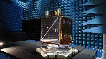 「福衛8号」初号機を「チー・ポーリン」と命名　台湾を守る精神を継承